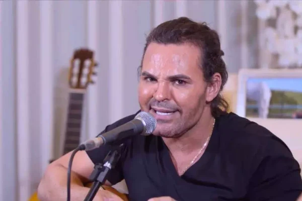 Antes e depois de Eduardo Costa