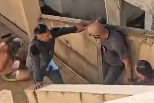 Irmãos foram presos em casa, na Ilha do Governador