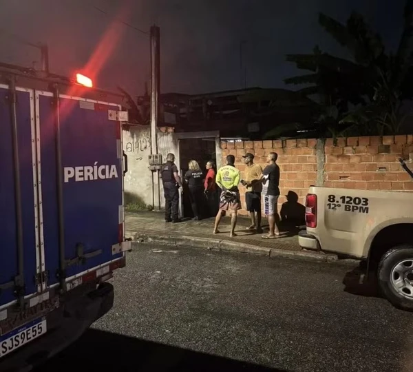 Cena do c por Reprodução
