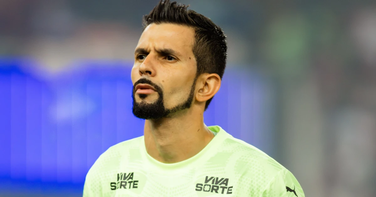 Imagem - Goleiro emprestado pelo Bahia volta a jogar depois de três meses e defende pênalti