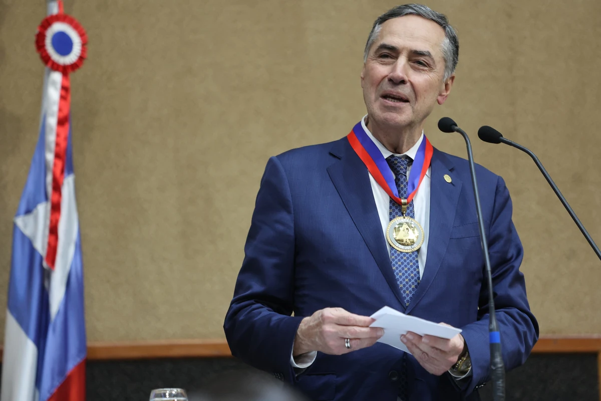 Luis Roberto Barroso discursa na Assembleia Legislativa da Bahia