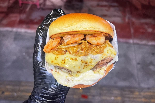 Master, do Pink Burger & Beer