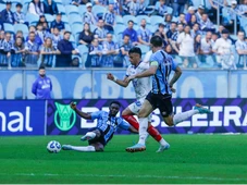 Imagem - Com pênalti polêmico, Bahia perde para o Grêmio fora de casa
