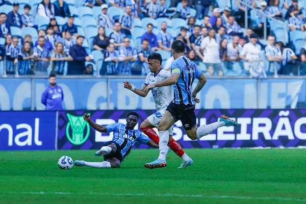 Bahia e Grêmio se enfrentaram em Porto Alegre por Rafael Rodrigues/E.C. Bahia