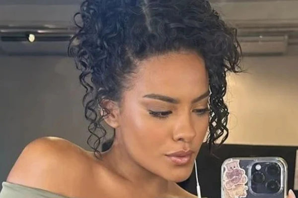 Bella Campos