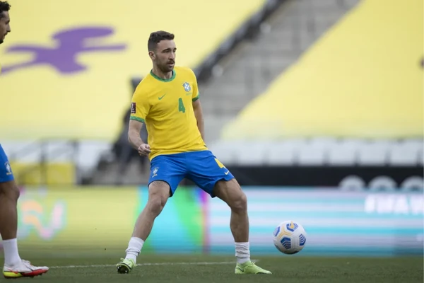 Léo Ortiz (Flamengo)  por Lucas Figueiredo 