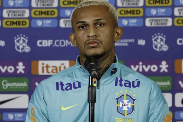 Wesley (Flamengo)  por Rafael Ribeiro (CBF) 