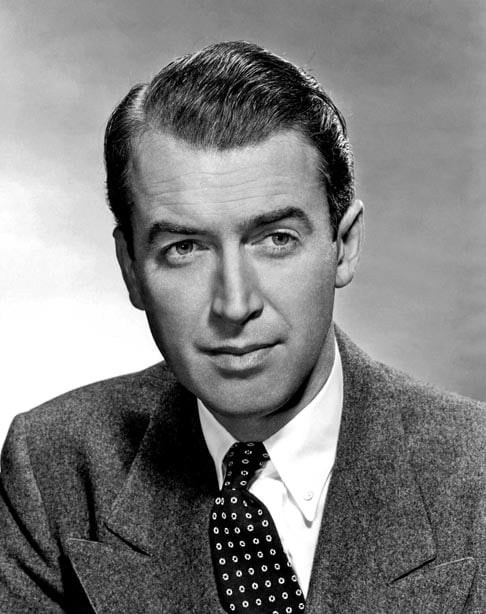 3. James Stewart - Nascido em 20 de maio de 1908, ele ganhou o Oscar de Melhor Ator por Núpcias de Escândalo (1940) e se tornou um grande nome da indústria por Reprodução