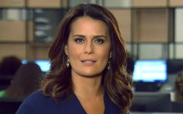 Adriana Araújo por Reprodução