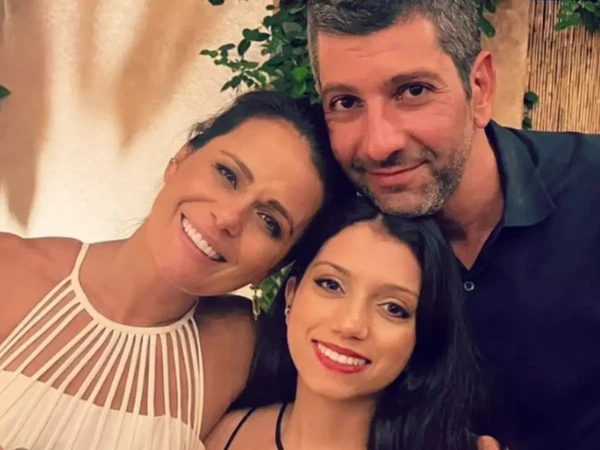 Adriana Araújo por Reprodução