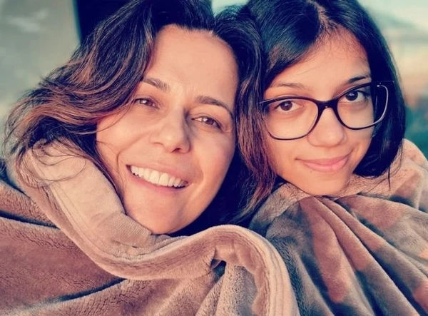 Adriana Araújo por Reprodução