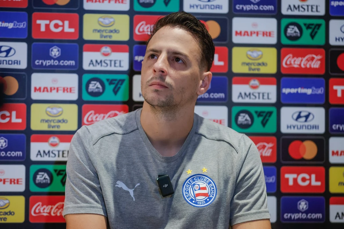 Arias em entrevista coletiva antes de Bahia x Ancelotti
