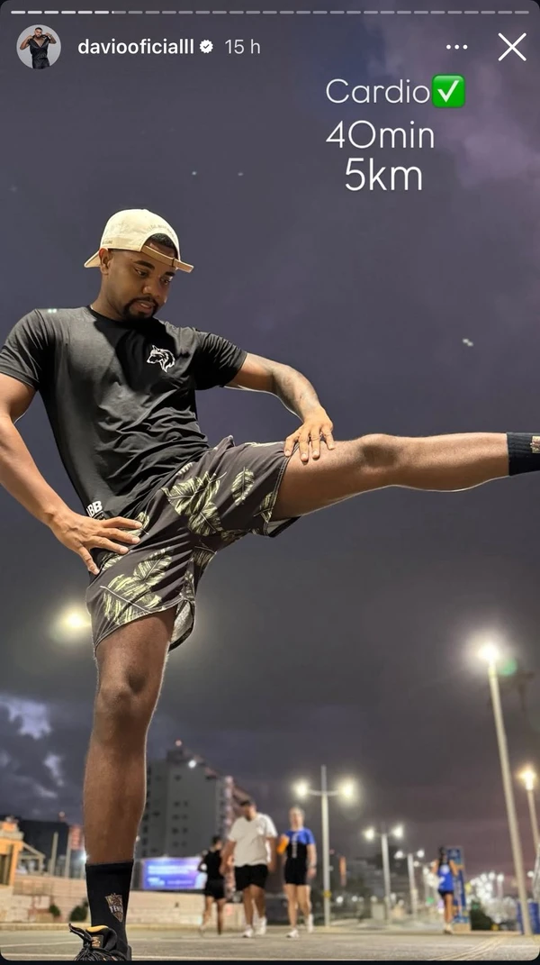 Davi em corrida de manhã cedo por Reprodução
