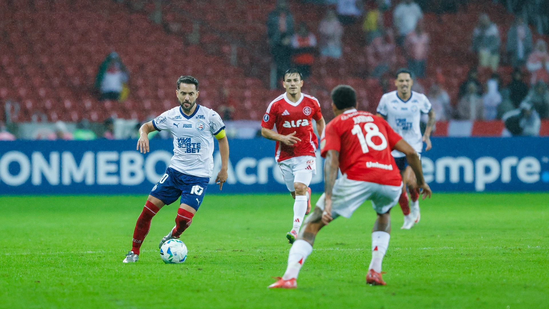 Imagem - Após eliminação, Everton Ribeiro enaltece campanha do Bahia na Libertadores: 'Voltar ano que vem'