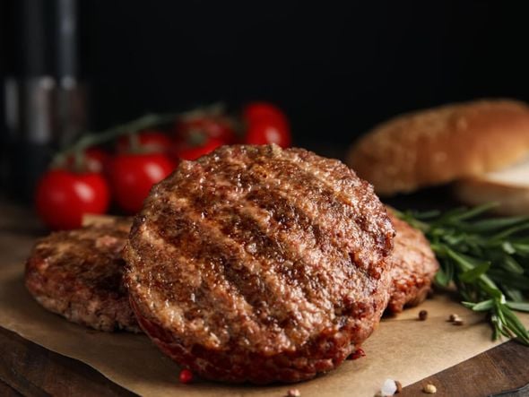 Imagem - Dia do hambúrguer: 7 receitas práticas para fazer em casa