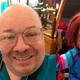 Imagem - Ator que deu vida a Chucky em 'Brinquedo Assassino' morre em meio a investigação por assédio