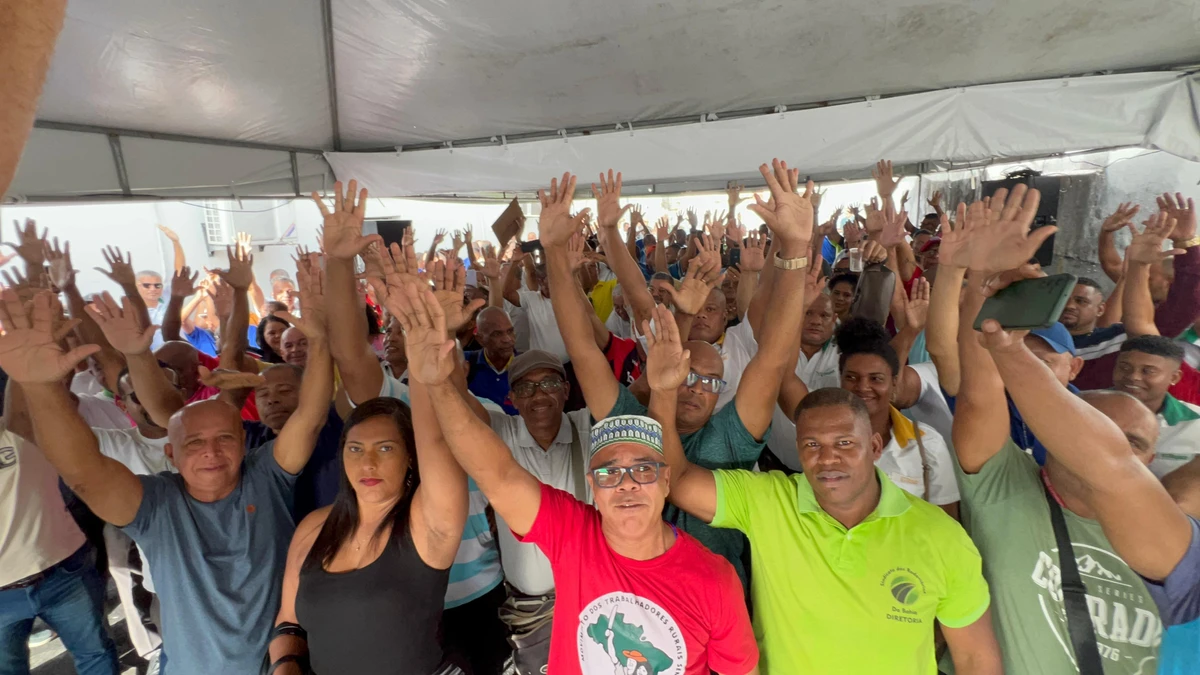 Assembleia dos rodoviários confirma cancelamento da greve