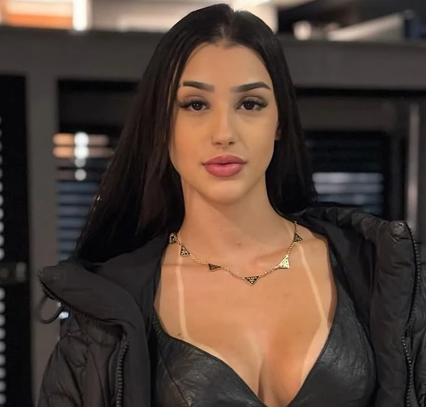 Bia Miranda por Reprodução
