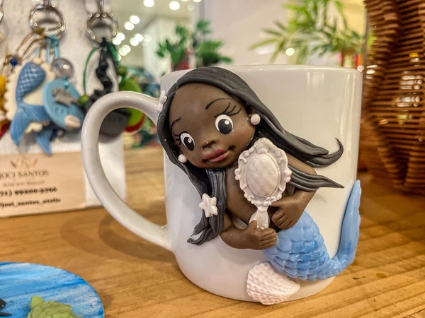 Canecas decoradas  por Divulgação