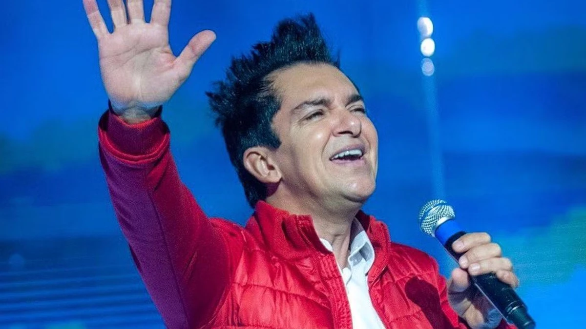 Régis Danese por Reprodução