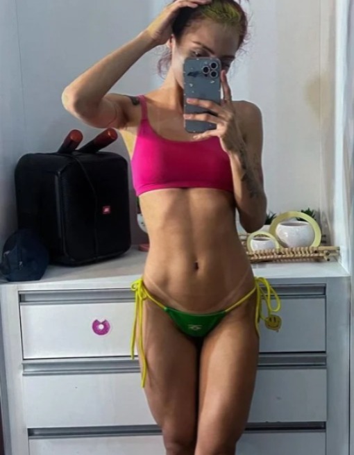 Ruivinha de Marte ganha 15kg e mostra antes e depois: 'Eu calei a boca de muita gente' por Reprodução/Redes Sociais