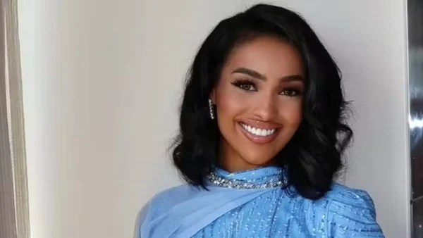 Zainab Jama por Reprodução