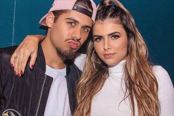 Zé Felipe foi noivo de Isabella por Reprodução