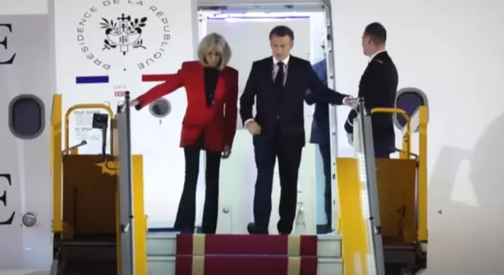 Imagem - Especialista em leitura labial expõe o que Brigitte disse após 'tapa' em Macron