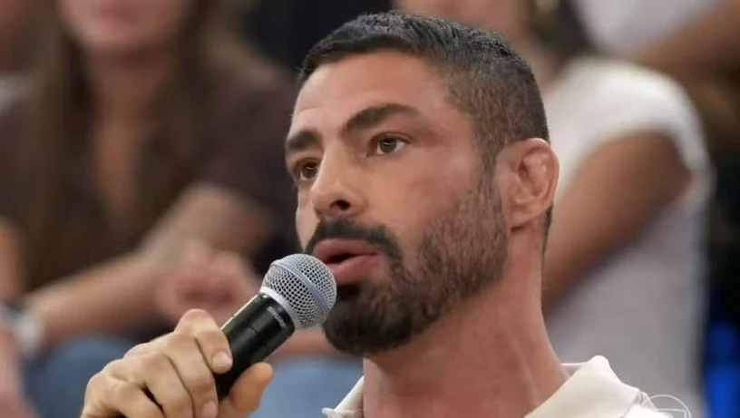 Imagem - Cauã Reymond revolta parentes ao expor HIV positivo da mãe, diz coluna