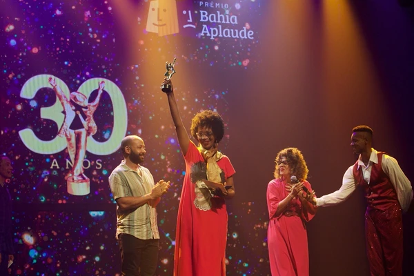 Ângela Daltro, idealizadora da performance Noiva