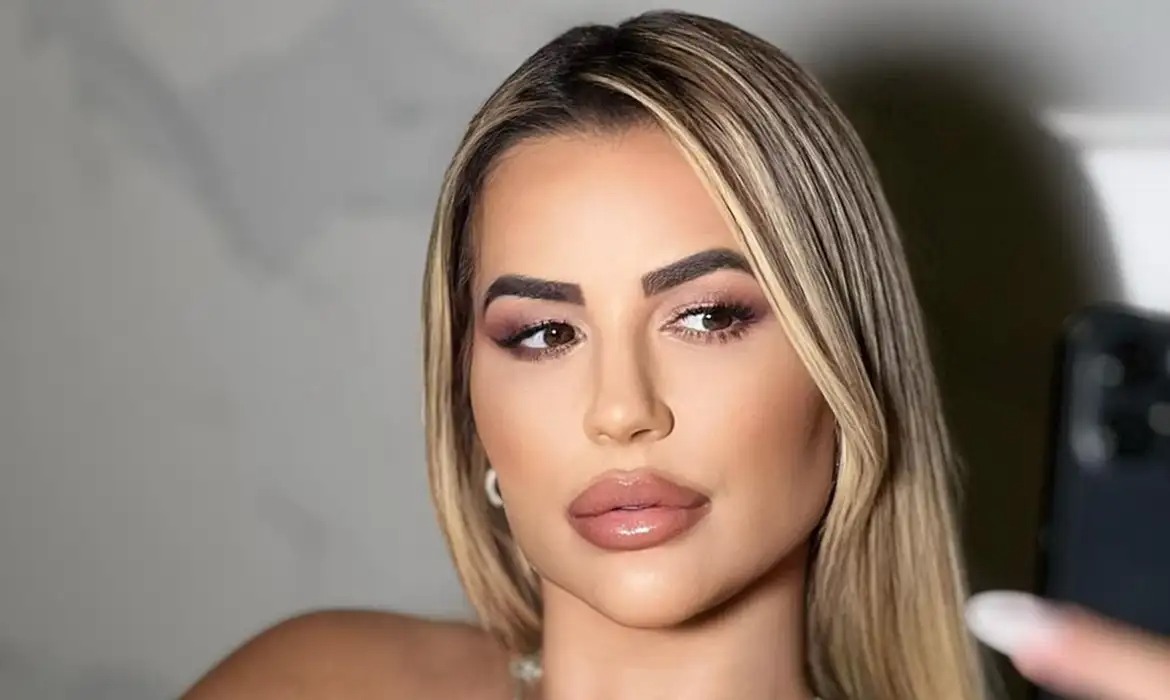 Com lembranças de alto valor, festa de 9 anos da filha de Deolane reforça tendência de celebrações personalizadas e luxuosas. por Reprodução/Instagram