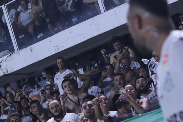 Neymar e a torcida do Santos 