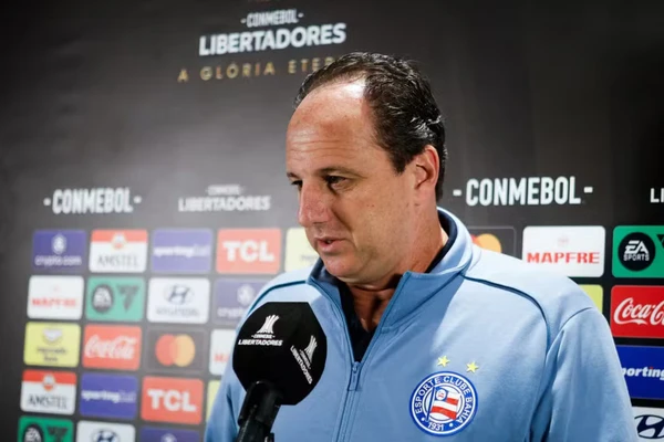 Rogério Ceni lamentou a eliminação na Libertadores