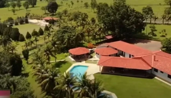 Fazenda Talismã    por Reprodução/Redes Sociais   