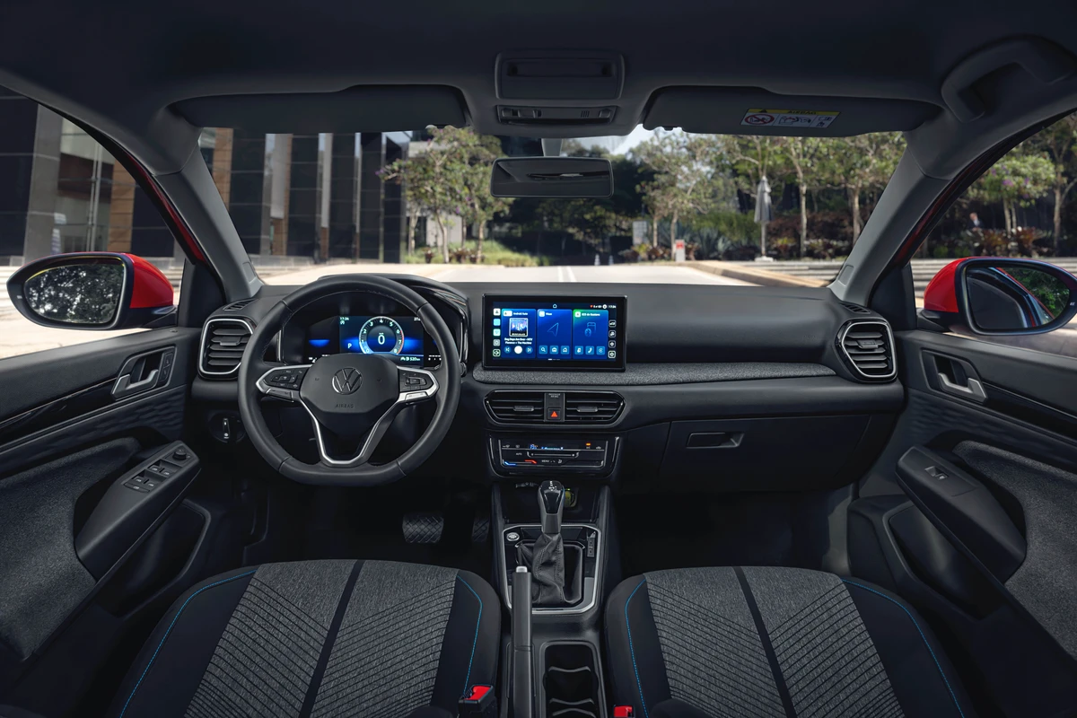 Todas as versões contam com seis airbags e a Comfort tem acabamento em tecido por Divulgação