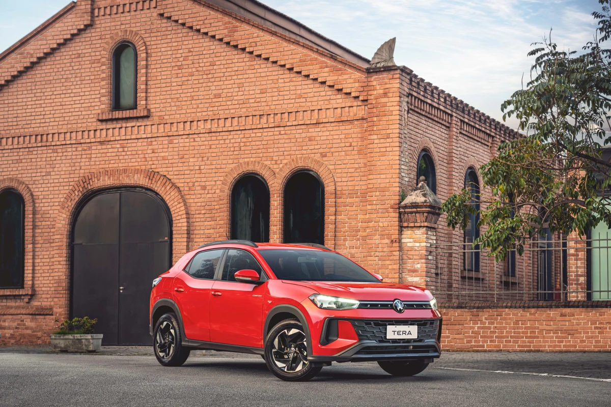 A configuração Comfort é a primeira do novo Volkswagen com câmbio automático e custa R$ 126.990