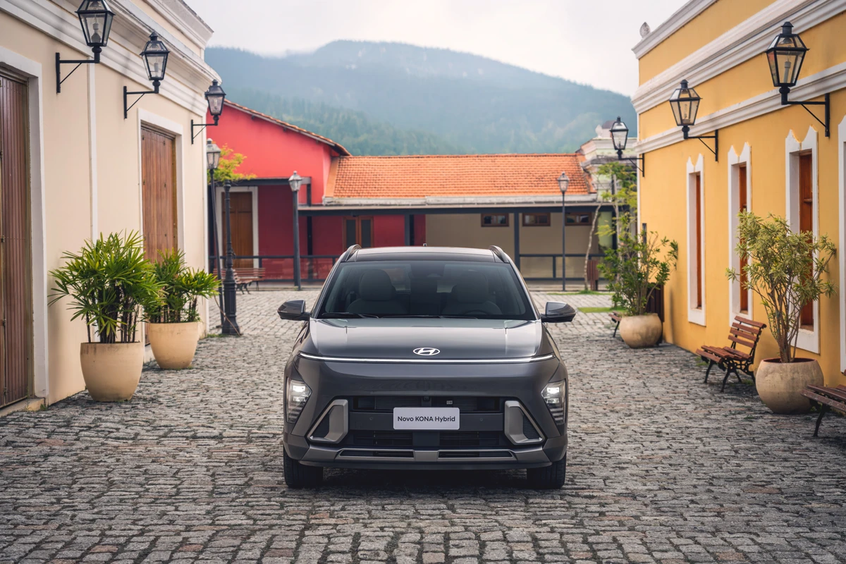 O Kona é a aposta da Hyundai contra o Toyota Corolla Cross. SUV custa a partir de R$ 214.990