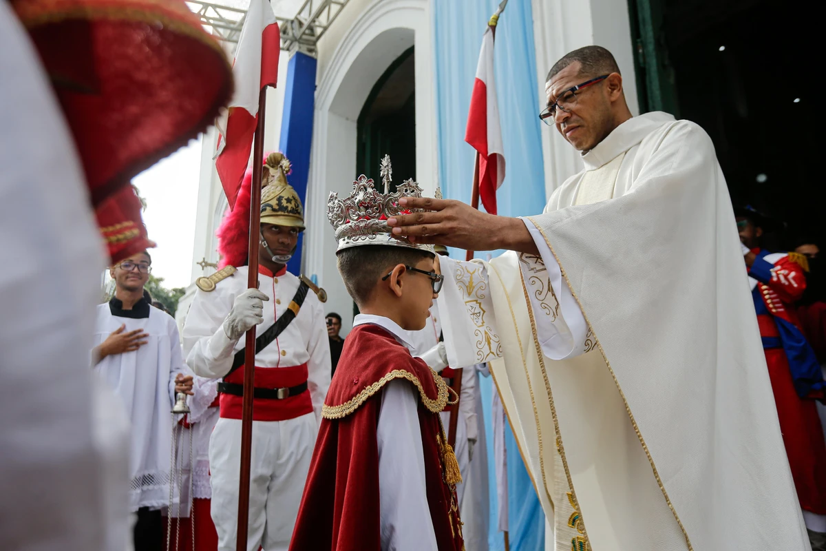 Festa do Divino começa no Santo Antônio Além do Carmo
