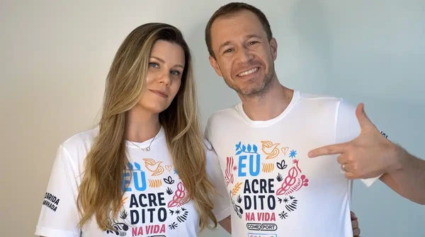 Filha de Tiego Leifert, Lua tem retinoblastoma por Reprodução