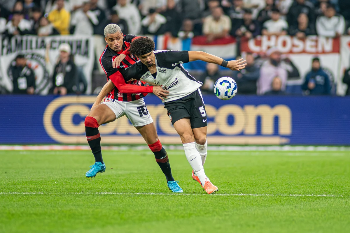 Janderson em Vitória x Corinthians, pelo Campeonato Brasileiro por Victor Ferreira/EC Vitória