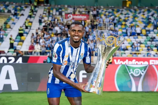 Otávio (Porto)
 por Divulgação/Porto