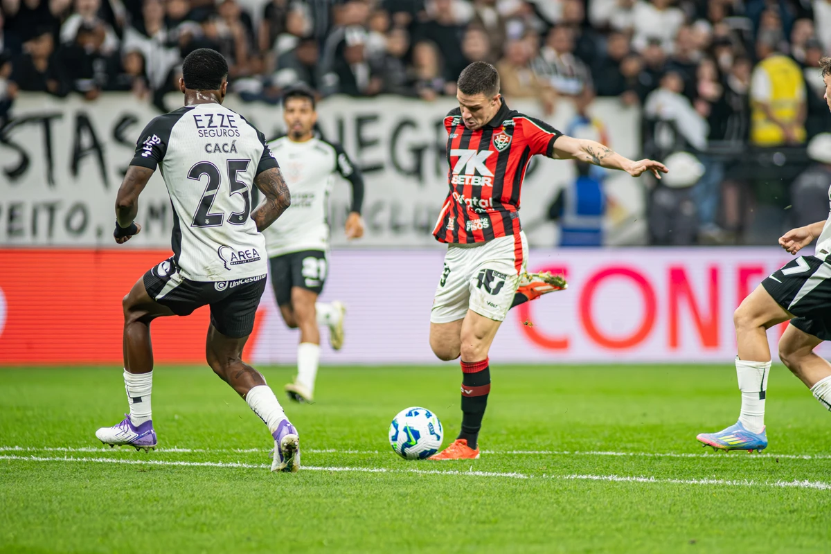 Renato Kayzer em Vitória x Corinthians, pelo Campeonato Brasileiro por Victor Ferreira/EC Vitória