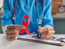 Imagem - Transmissão pela comida? Infectologista rebate mitos sobre o HIV