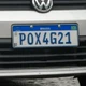 Imagem - Placa azul no carro: O que significa e quais outras cores existem