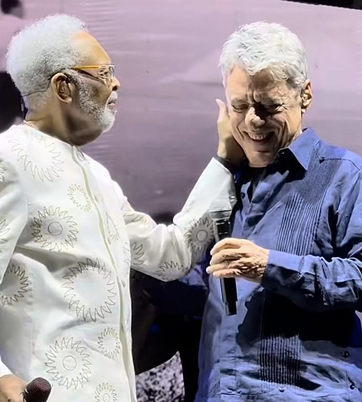 Gilberto Gil e Chico Buarque por Reprodução