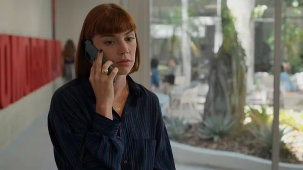 Veja as cenas da novela "Vale Tudo" por Reprodução/TV Globo
