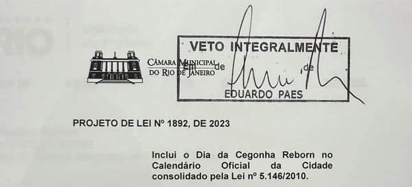 Veto a projeto de lei que sugere o Dia da Cegonha Reborn