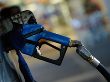 Imagem - Petrobras reduz preço da gasolina em 4,9% a partir desta terça-feira (21)
