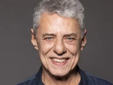 Imagem - Idoso de 64 anos entra na Justiça afirmando ser filho de Chico Buarque