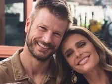 Imagem - Fernanda Lima revela desapego em casamento com Hilbert: 'A vida tá aí'